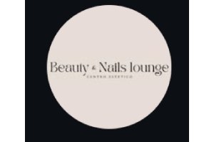 saloni di manicure per donne - Beauty & Nails Lounge